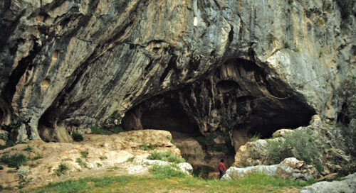 antalya karain mağarası