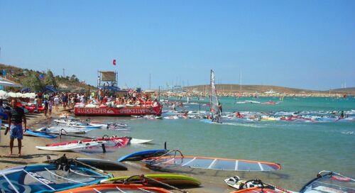 alaçatı rüzgar sörfü