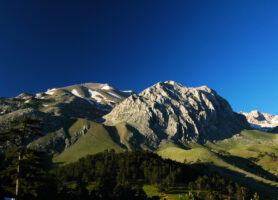 dedegöl dağı nerede