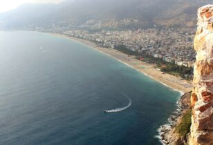 alanya damlataş plajı